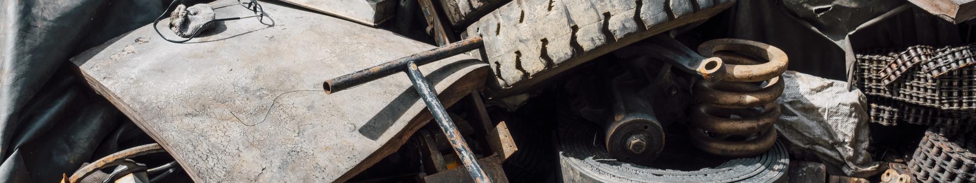 old-rusty-junk-garbage-steel-rubber old-rusty-junk-garbage-steel-rubber